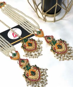 Nauratan earrings and bindya green with saharay