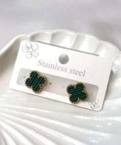 Clover studs green