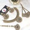 Antique set with jhoomer