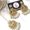 Kundan earrings and bindya pearl