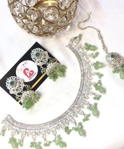 Kundan and zircone set mint and silver