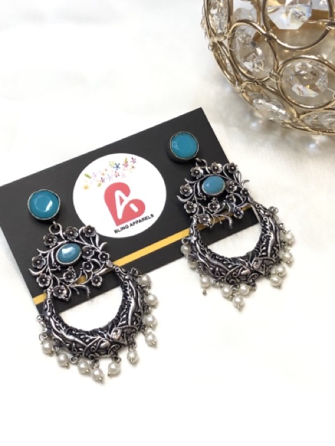 Antique earrings light blue