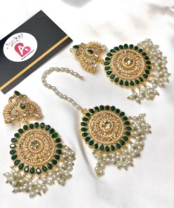 Nauratan earrings and bindya green