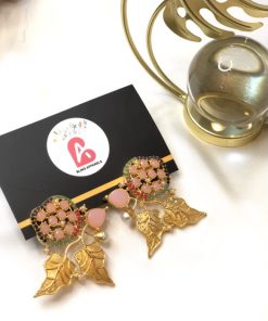 Leaf earrings pink