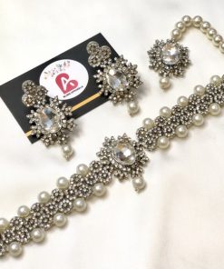 Embellished set white