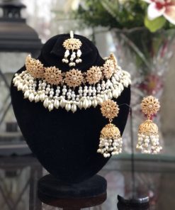Nauratan choker Set (Pearl)