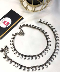 Cresent anklets silver pair