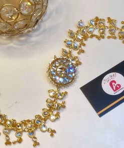 Golden kundan paranda with tassel
