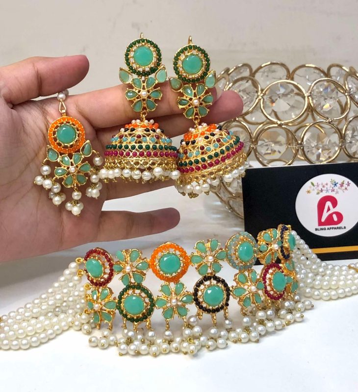 Mint nauratan earrings and choker