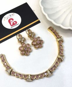 Minimal necklace with pink embellished beads