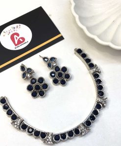 Minimal necklace with blue embellished beads