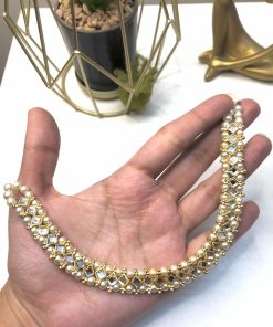 Minimal necklace pearl