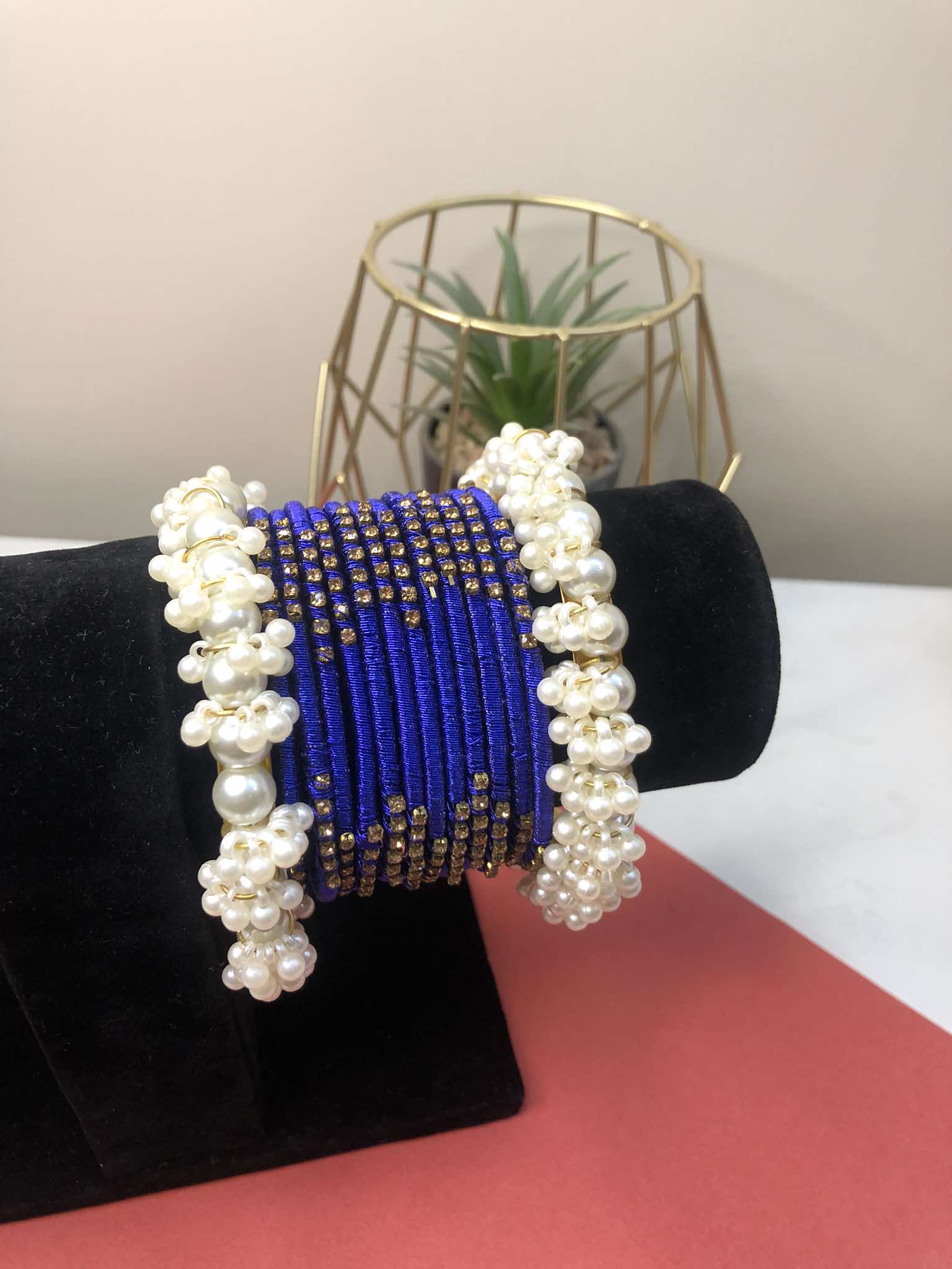 482308613_3994166147487424_7543248195679326324_n Bangles set