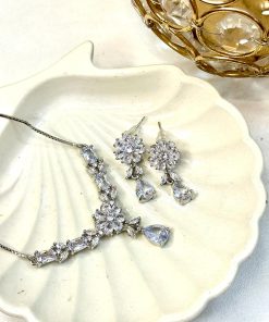 Zircone necklace and earrings