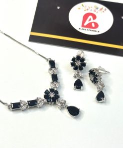 Zircone necklace and earrings