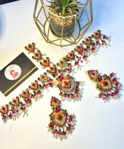 Nauratan mathapatti with earrings ruby