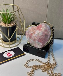 Mini heart clutch
