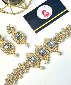Embellished set white