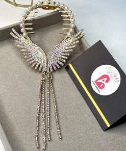 Embellished hair clip