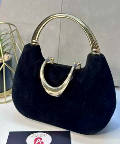 black trendy clutch