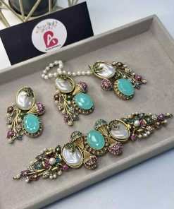 Turkish choker set mint