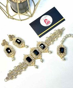Embellished set black