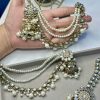 jhumkas with saharay and bindya pearl