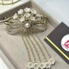Embellished hair clip